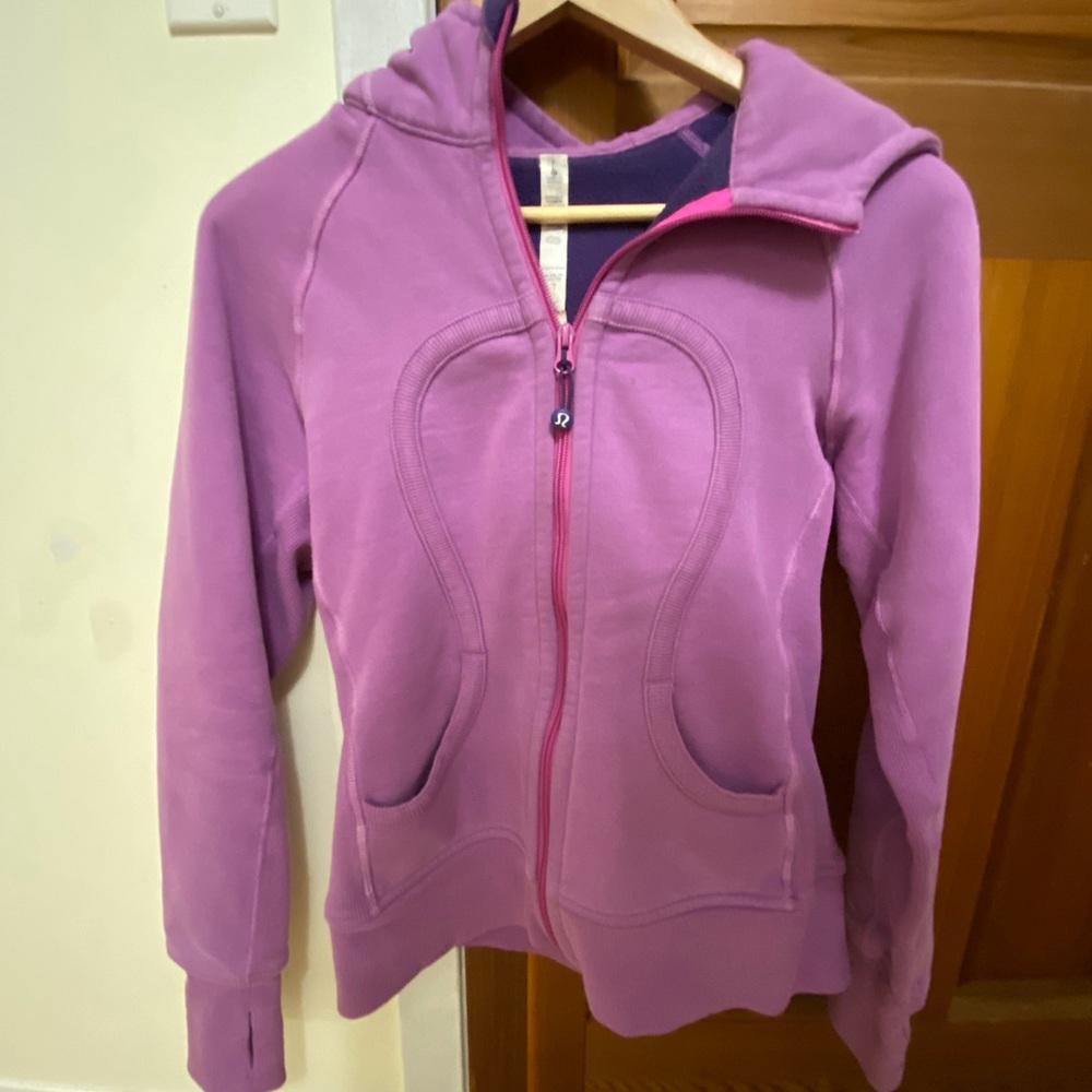 Lululemon Scuba